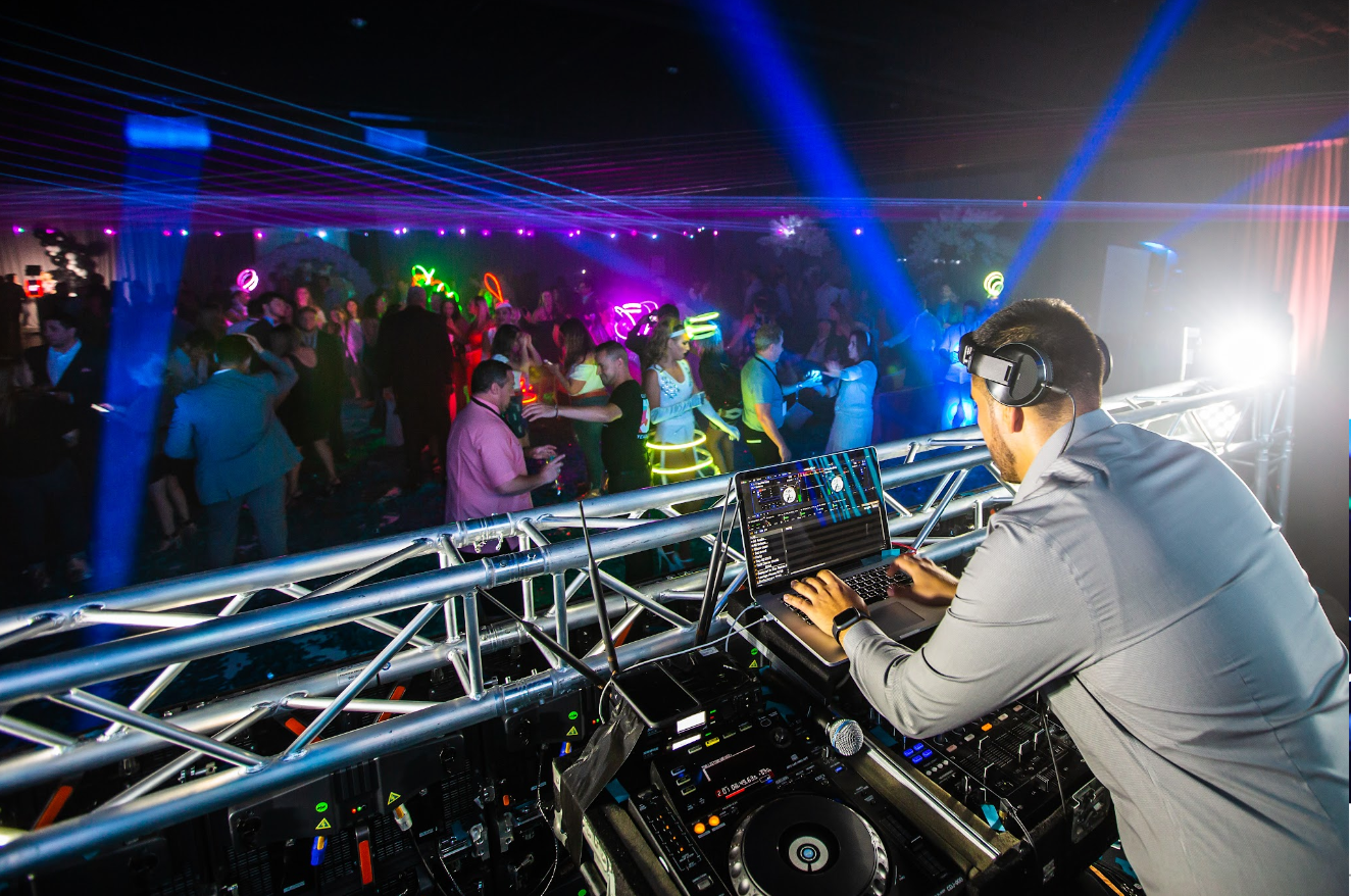 DJ Services in Miami, FL