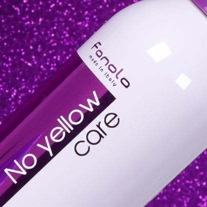 Una botella de Fanola No Yellow Care sobre un fondo morado.