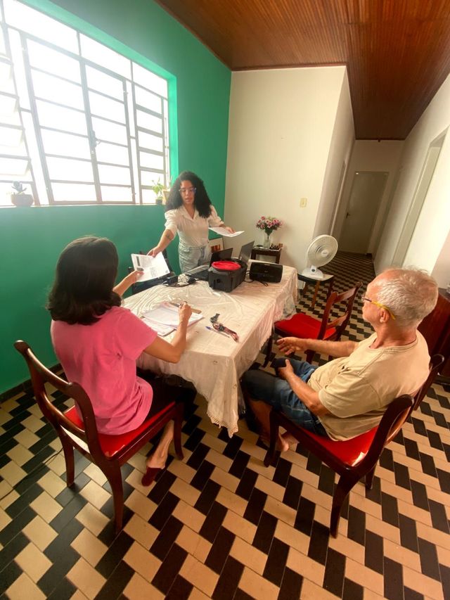 Presentei no Dia das mães com as camisetas da Use Criativa - Sala da Notícia