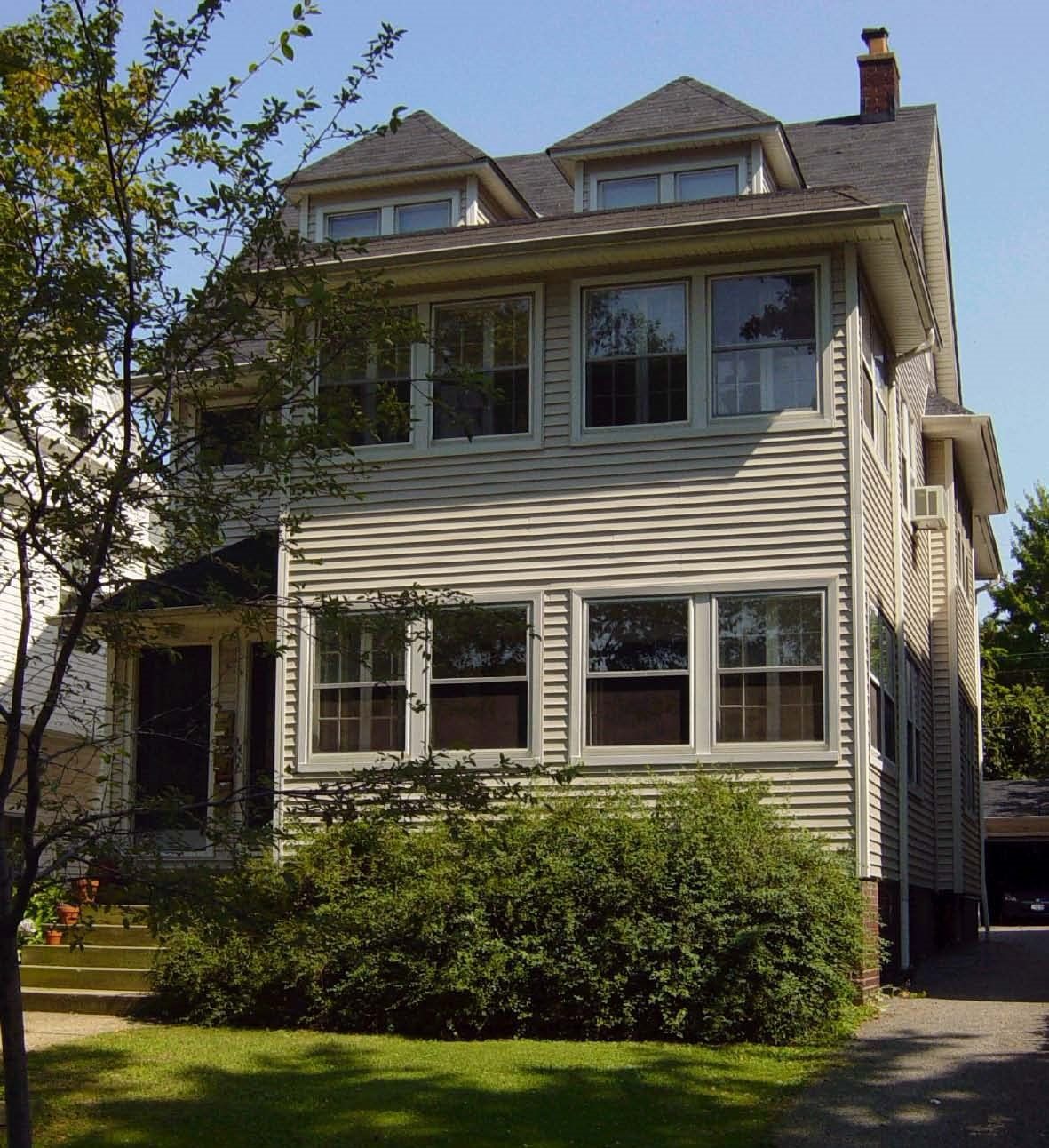 2289 Bellfield Ave.,  Cleveland Hts, Ohio 44106