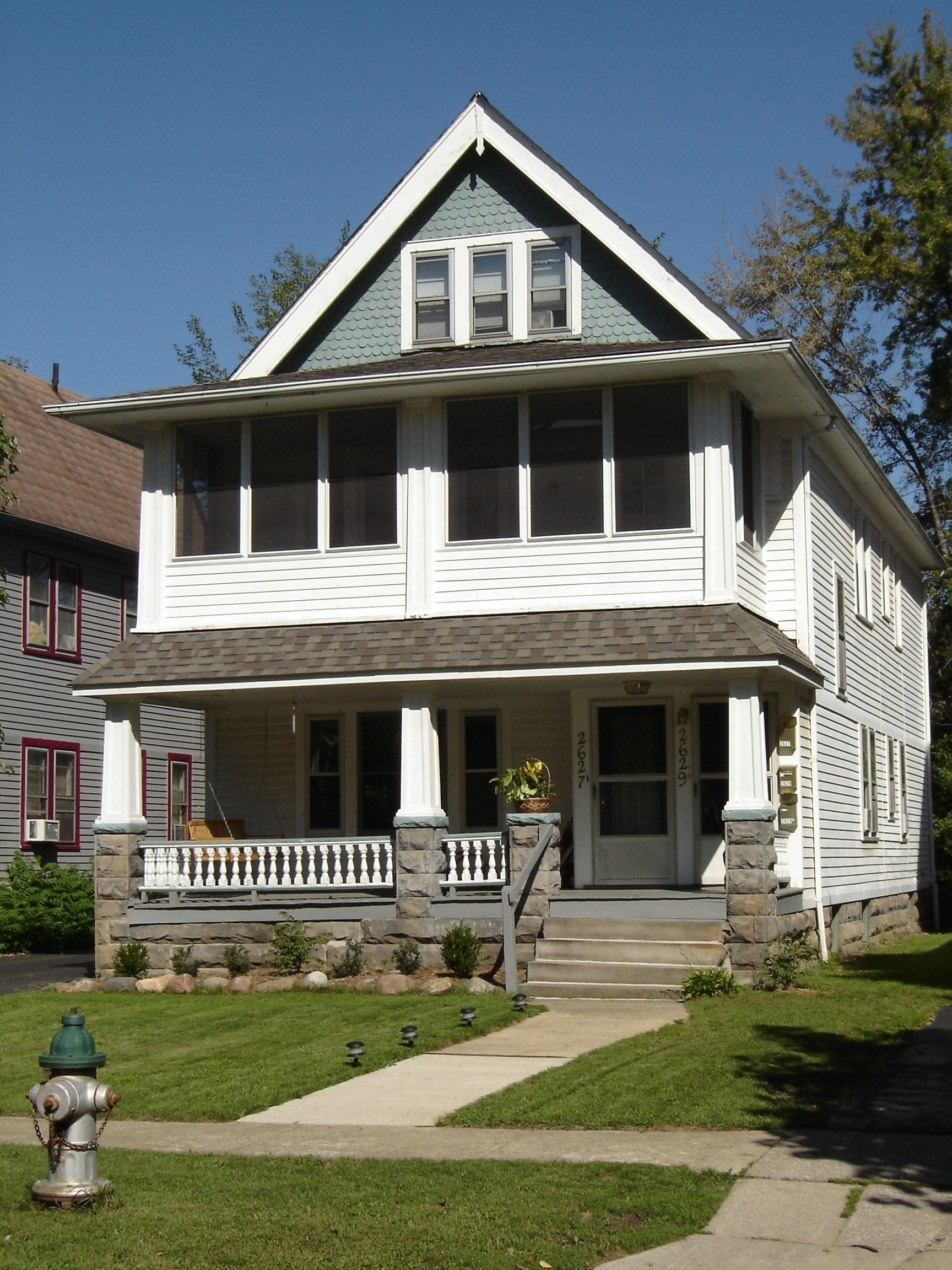 2627 Hampshire Rd., Cleveland Hts, Ohio 44106