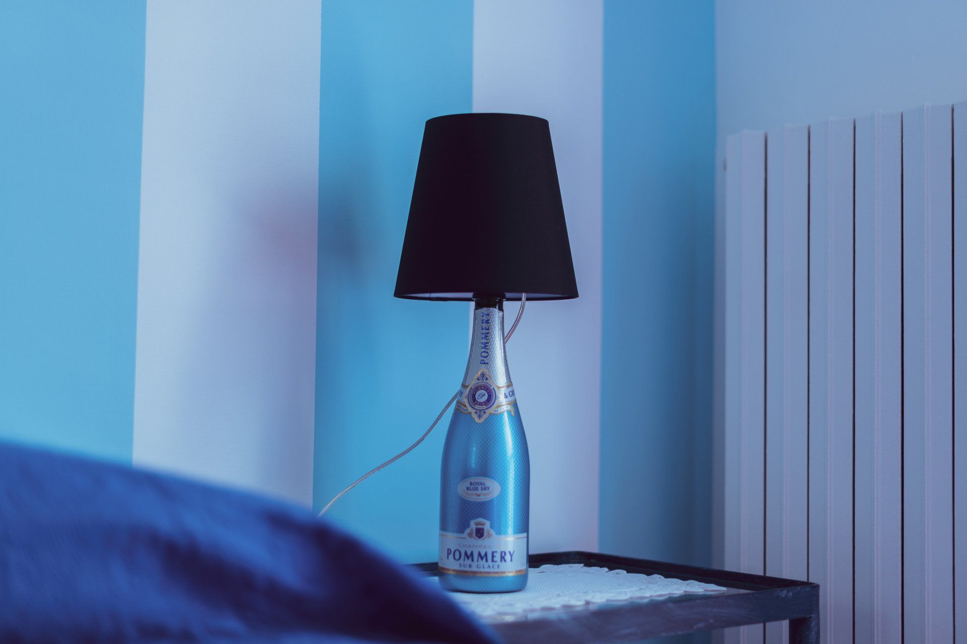 Lampada in camera singola per vacanze al mare