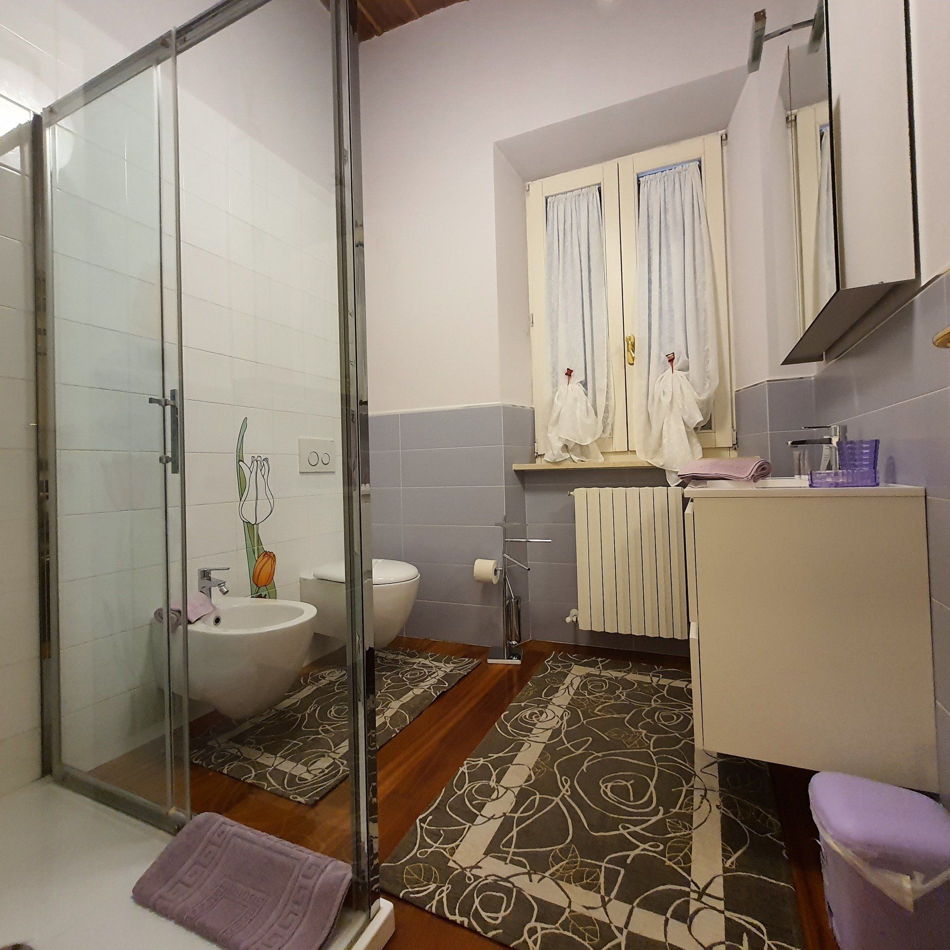 Bagno di camera tripla