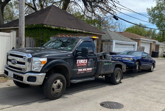 Junk car buyer in Chicago, IL