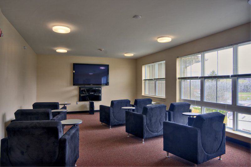 inside College Suites at Cortland