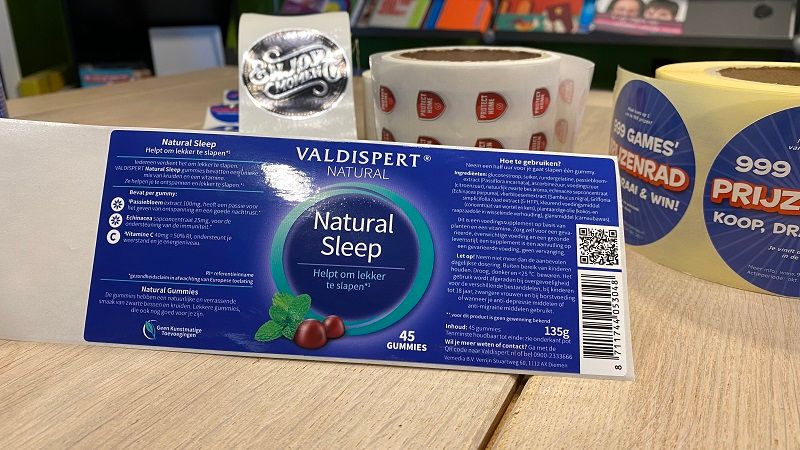 etiketten en stickers op rol