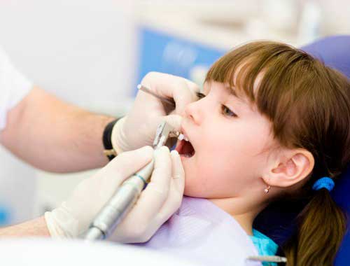Dr. Antonio Alcázar Franco, Dentista Especialista en niños - Ortodoncia preventiva