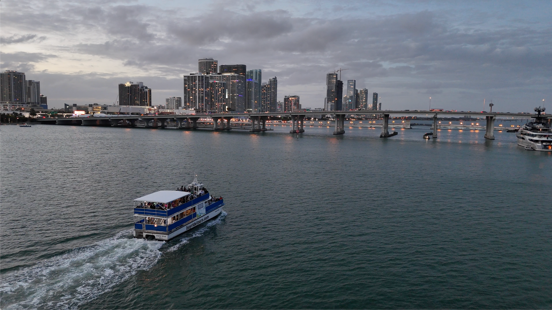 But it's the amazing views from the bay that truly do the talking, with spectacular shots of Miami Beach, Brickell Key, Star Island, mansions, yachts, cruise ships, and downtown skyline. Come take a cruise at dusk and see Miami from the bay. The Miami sunset cruise brings out the ❤ side in people. 