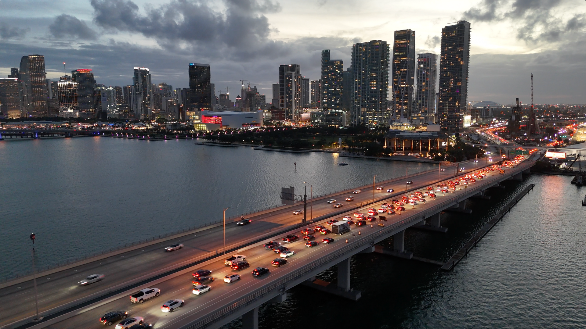 Miami at Night, Comes to life. The Amazing views of a Miami Sunset Boat Cruise. 