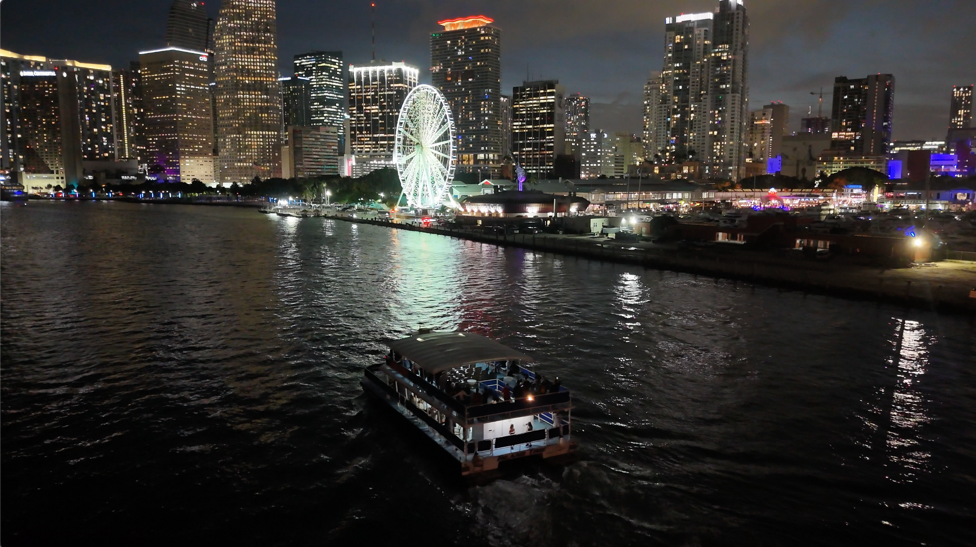 The Miami Skyline is so beautiful at night with amazing views, there are plenty of great seats to enjoy the views from on both the upper and lower decks  of our Miami Boat cruise, but seats are limited so make sure to book early. Please Note that this is not a party cruise!