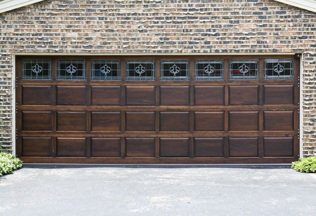Modern Garage Door — Appleton, WI — Overhead Doors Unlimited Inc.