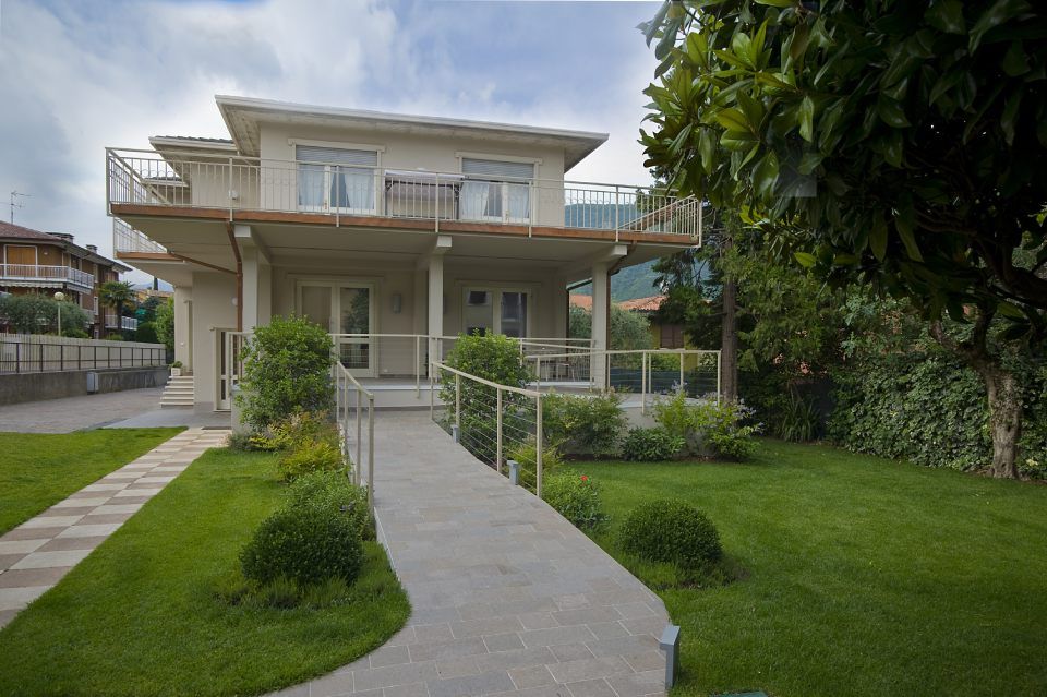 Esterno casa funeraria