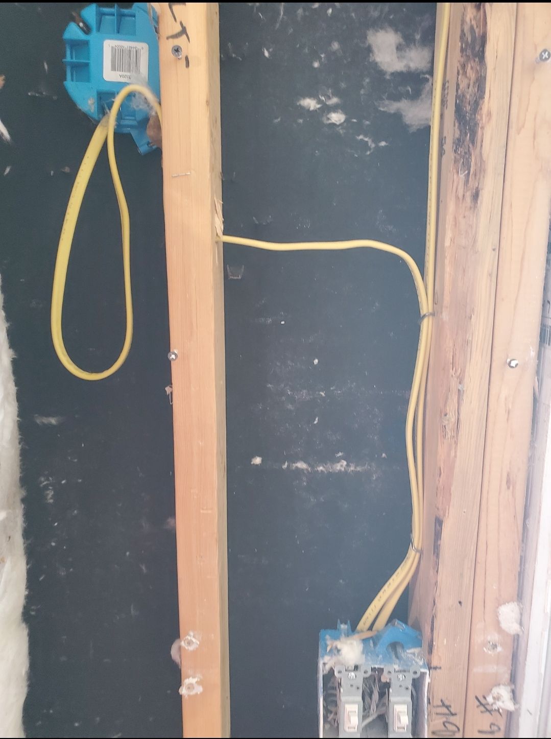 A blue box with a sticker on it that says ' electrical ' on it