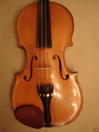 Stolen violin 26