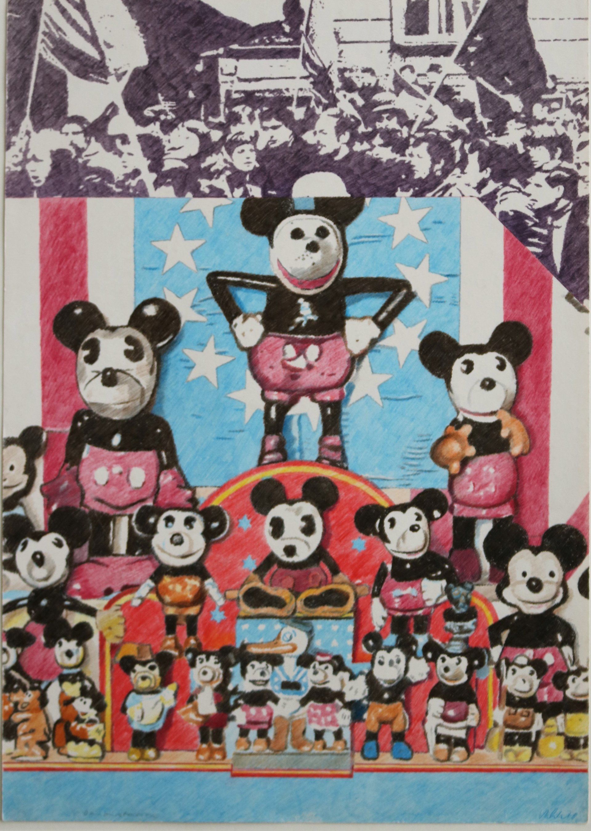 Eine Gruppe von Mickey-Mouse-Puppen steht vor einer amerikanischen Flagge