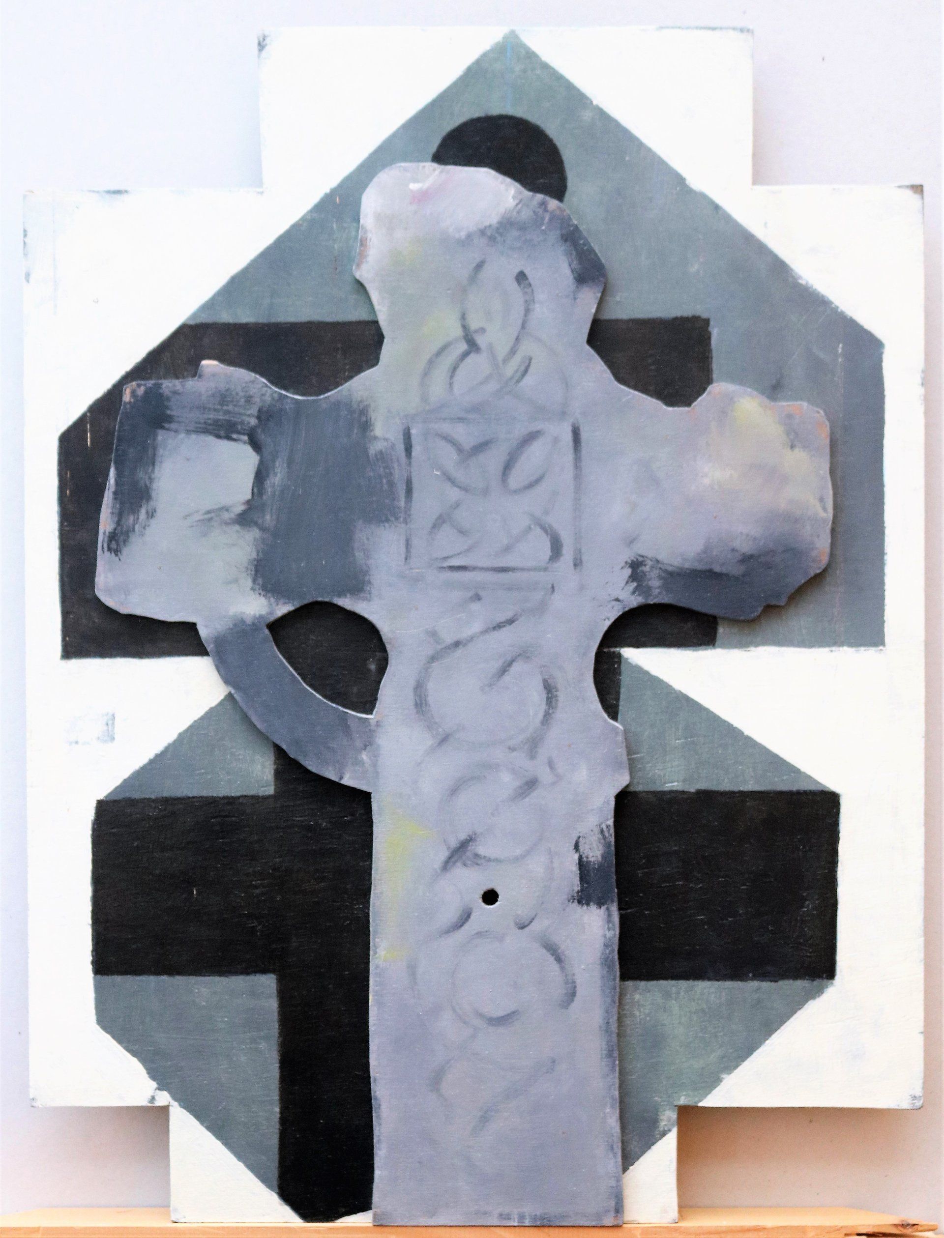 Ein Kreuz mit dem Wort Jesus darauf