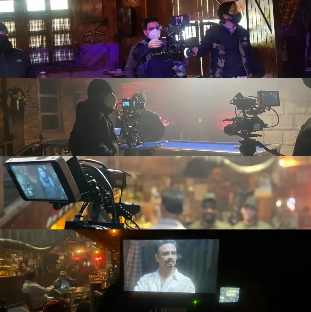 Un collage de imágenes muestra a un hombre siendo filmado por una cámara.