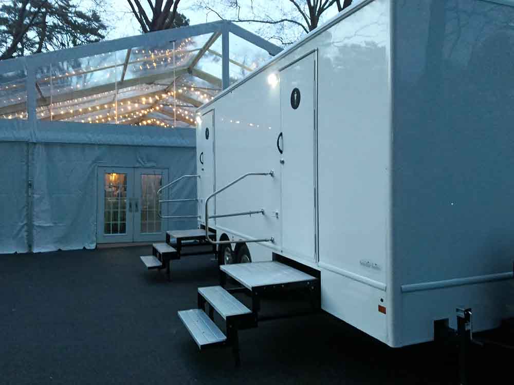 Advanced Portable Toilets LLC | Raleigh & Rocky Mount, NC | Porta Potty ...