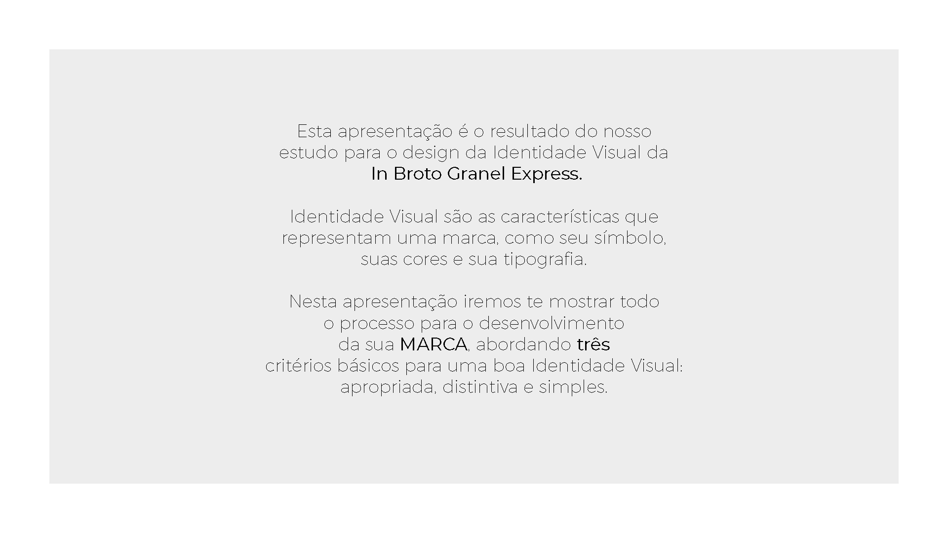 Um fundo branco com algumas linhas de texto.