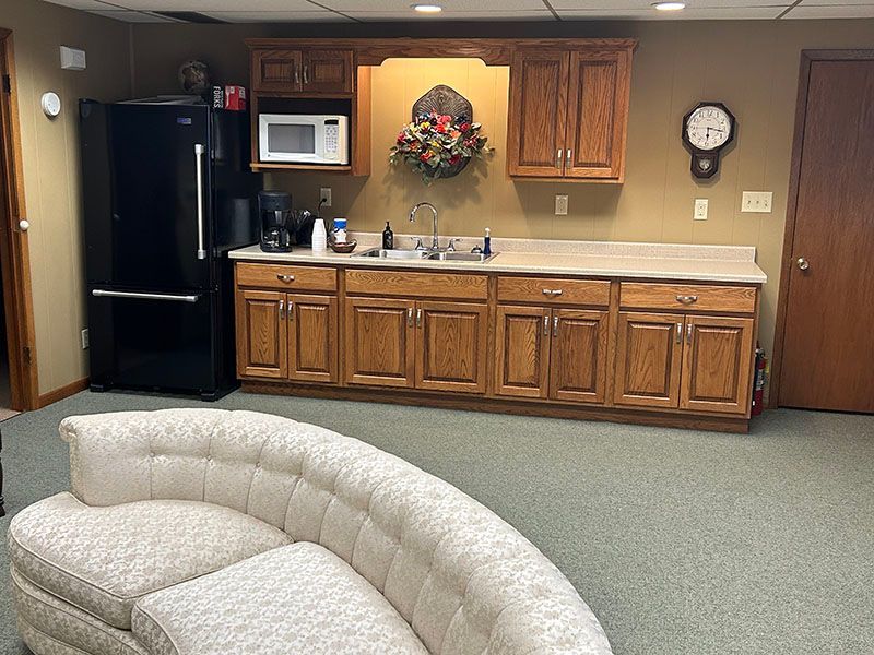 Pearson Family Funeral Service & Cremation Center Creston Lounge