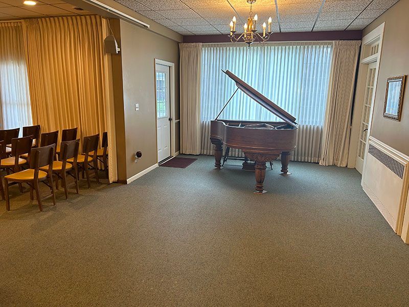 Pearson Family Funeral Service & Cremation Center Creston Piano