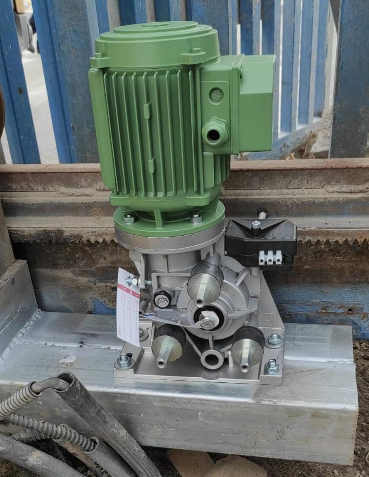 מנועים לשערים חשמליים