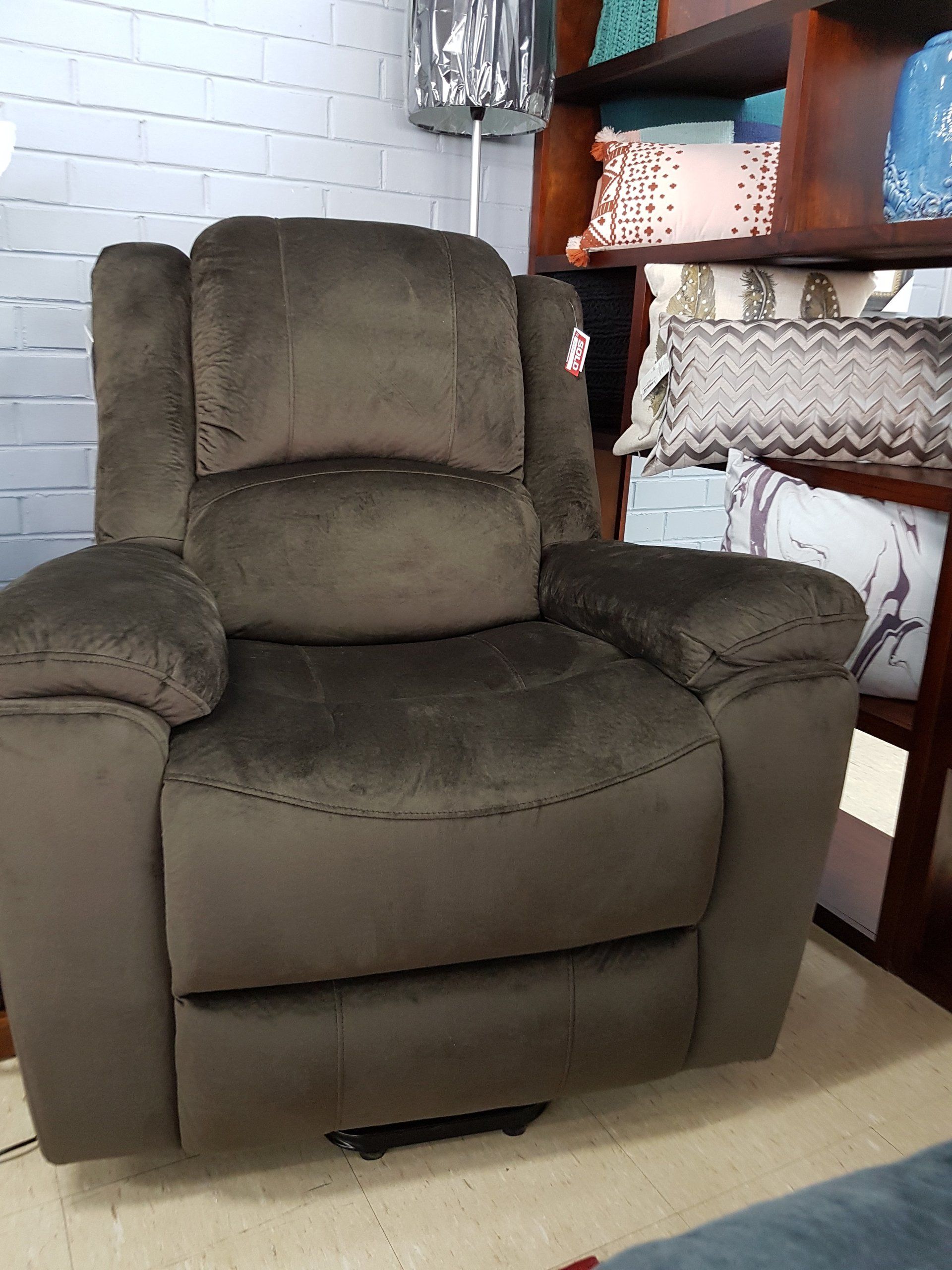 Furnished In Glen - Glen Innes, NSW - Recliners & Accent Chairs