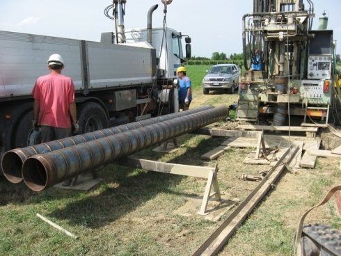 lavori pozzo artesiano