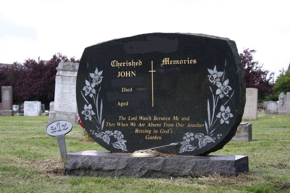 Auckland Memorials Master Masons 126