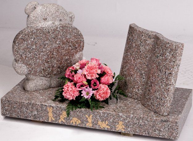 Auckland Memorials Master Masons 144