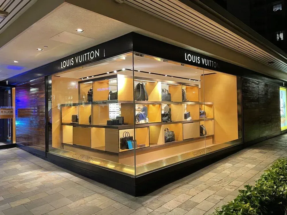 Louis Vuitton Display — Puunene, HI — Castaway Construction & Restoration, LLC
