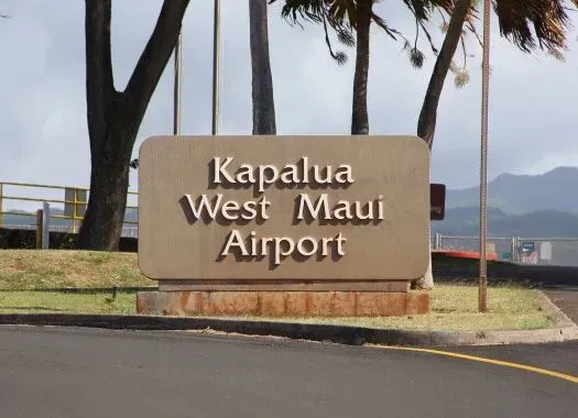 Kapalua Airport Signage — Puunene, HI — Castaway Construction & Restoration, LLC