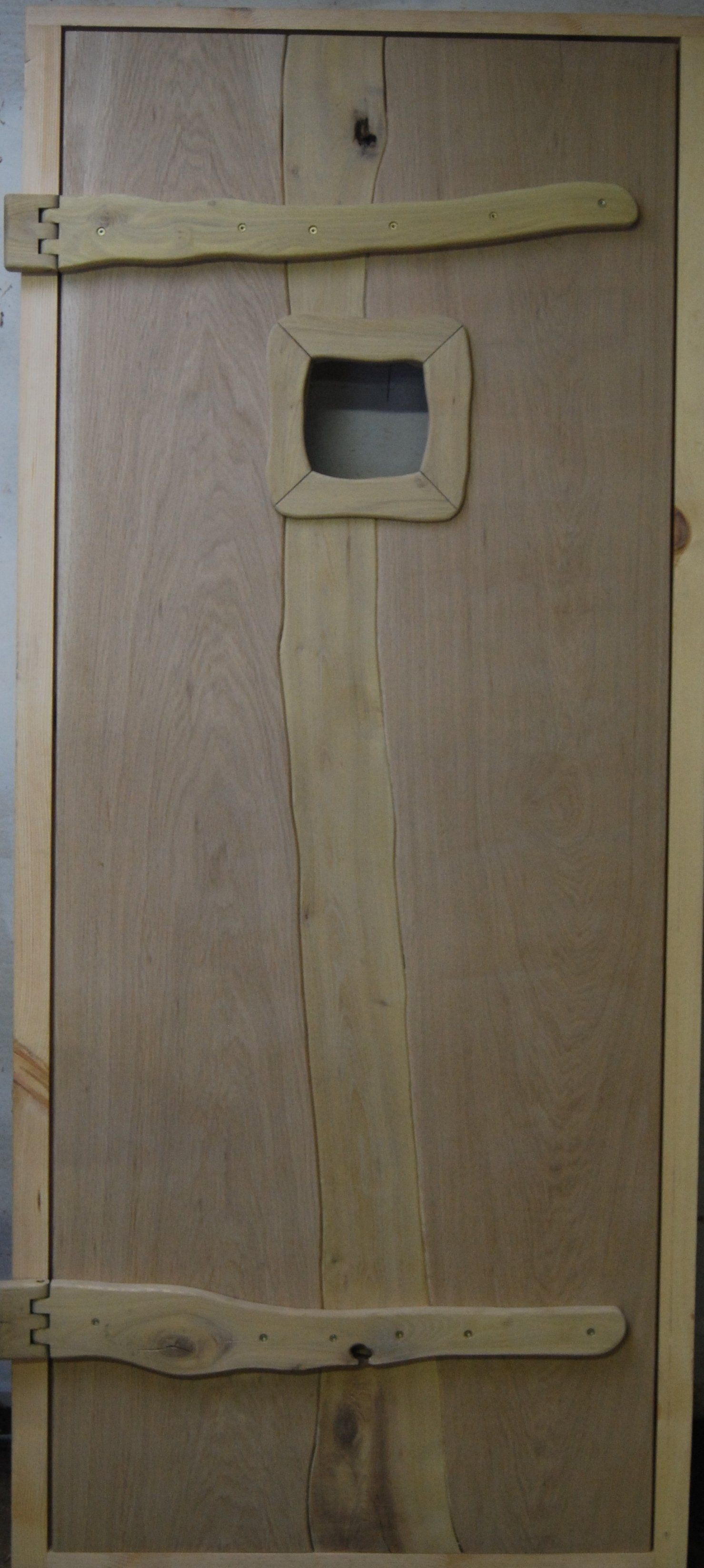 Medinės vidaus durys