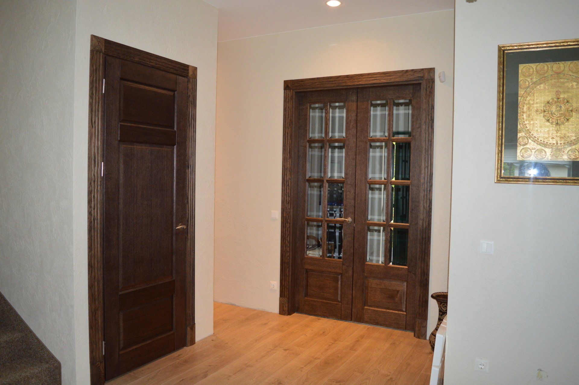 Medinės vidaus durys