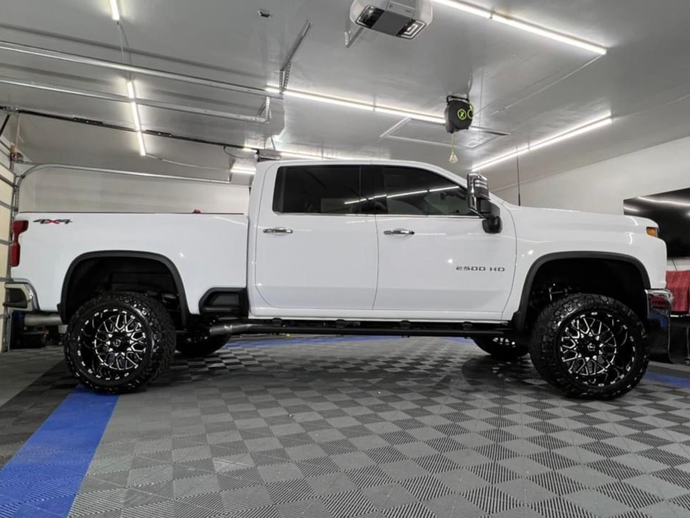 Premier Automotive Gallery Image