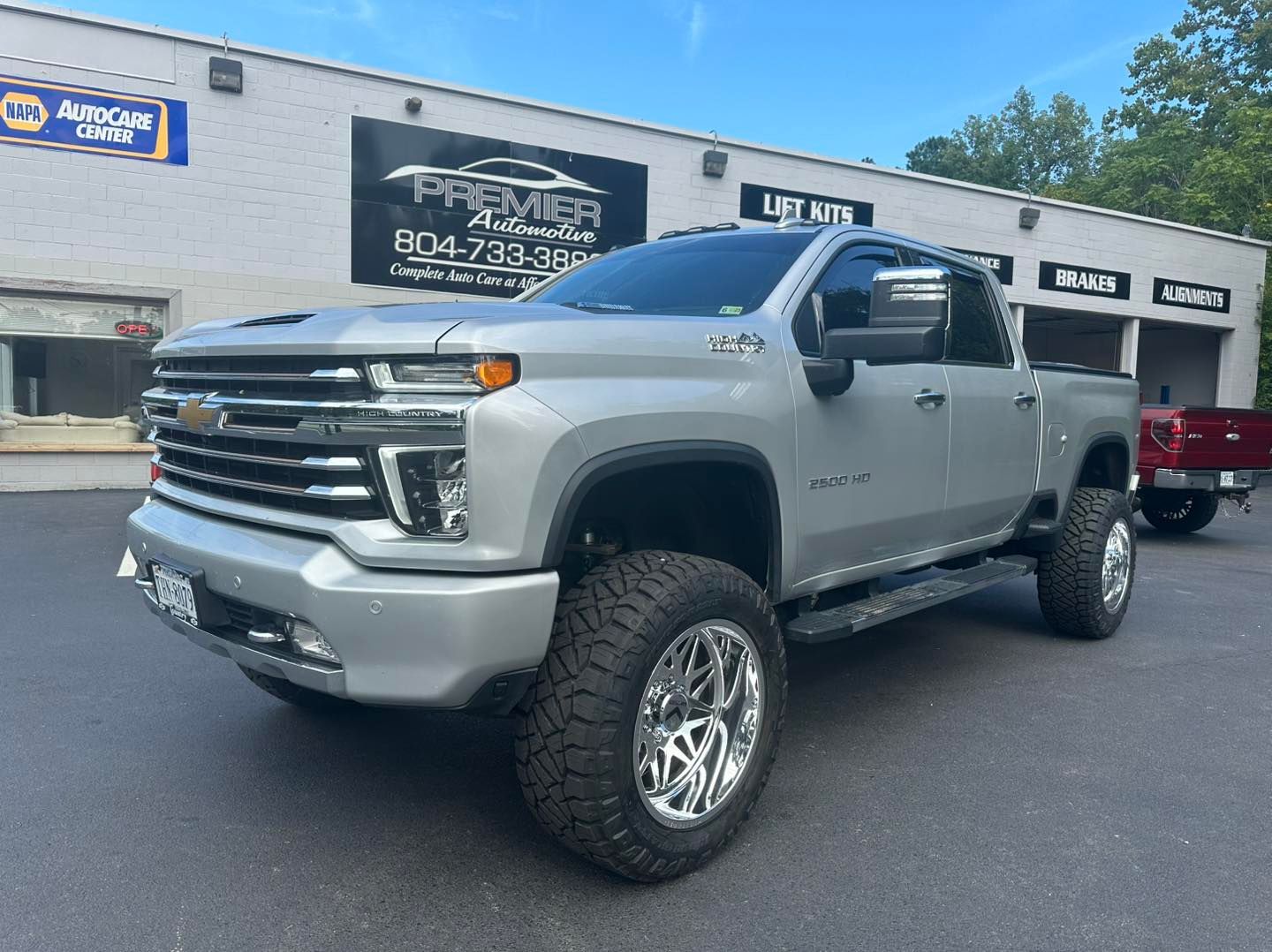 Premier Automotive Gallery Image