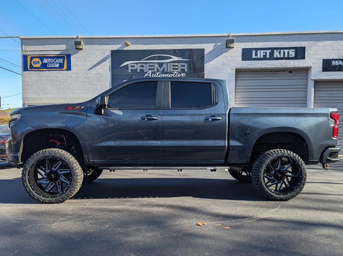 Premier Automotive Gallery Image