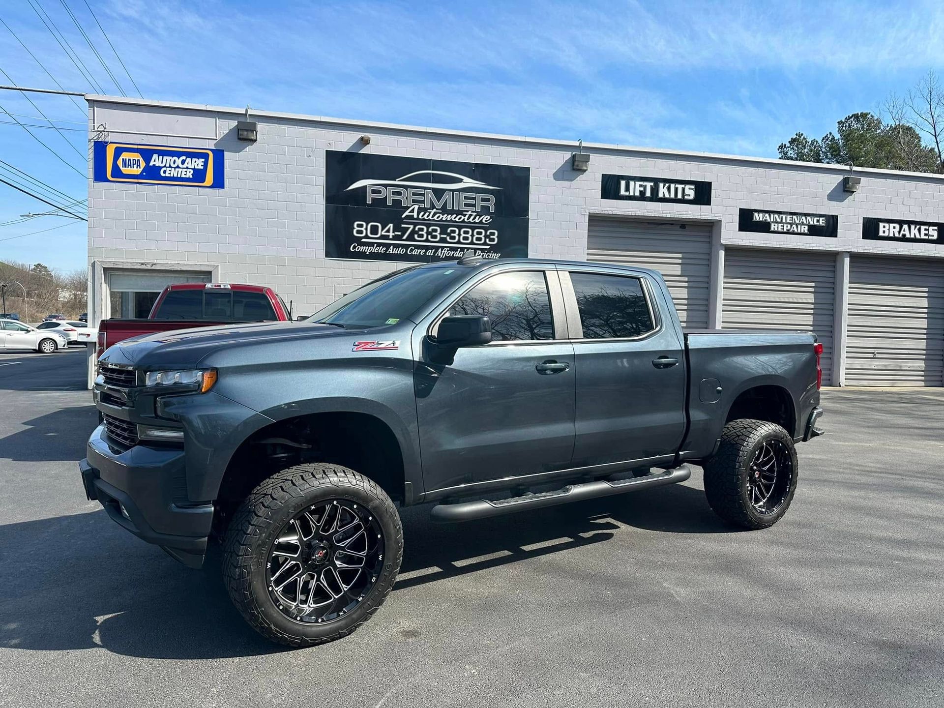 Premier Automotive Gallery Image