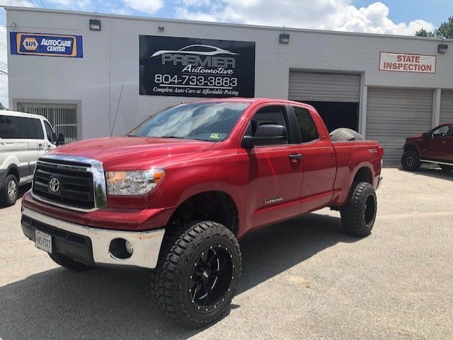 Premier Automotive Gallery Image