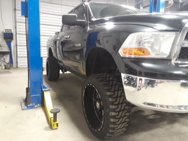 Premier Automotive Gallery Image