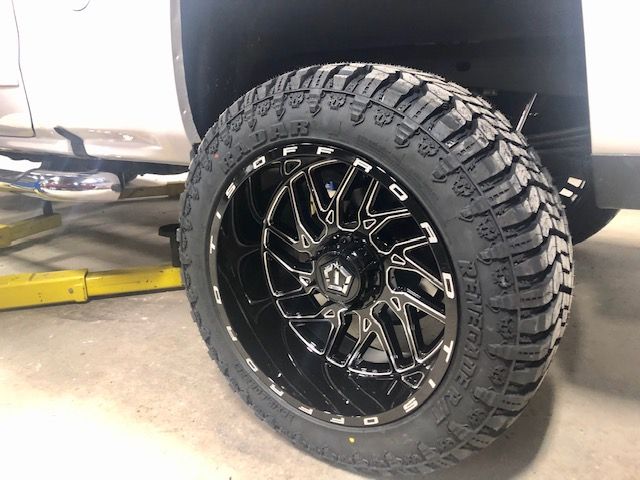 Premier Automotive Gallery Image