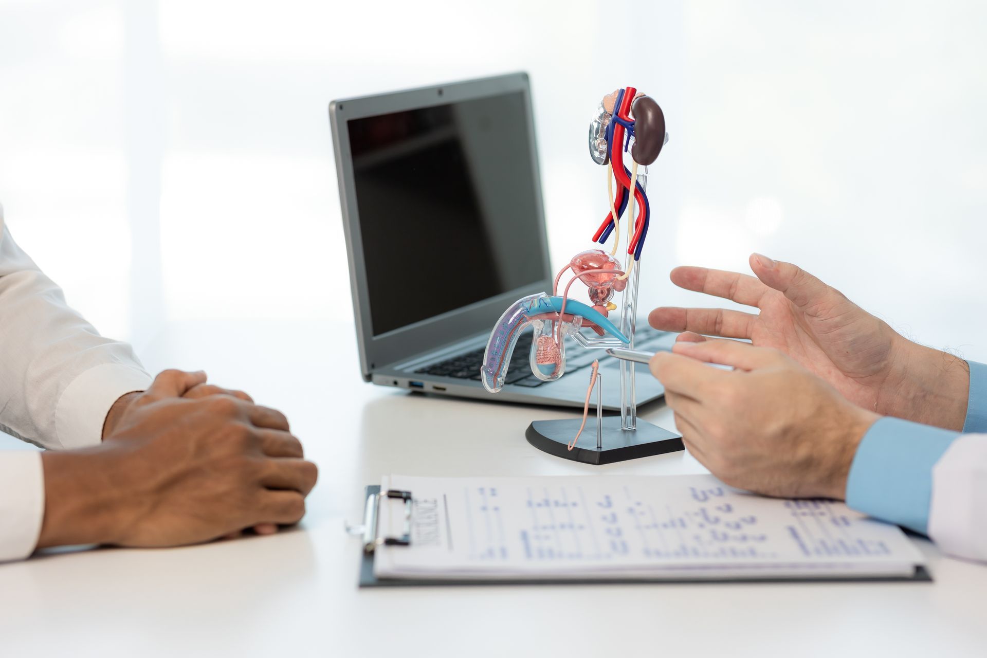 Implante absorvível de testosterona em Jundiaí Efeitos colaterais e cuidados