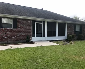 White House Front With Screen — New Orleans, LA — Mike's Patio Covers & Screenrooms