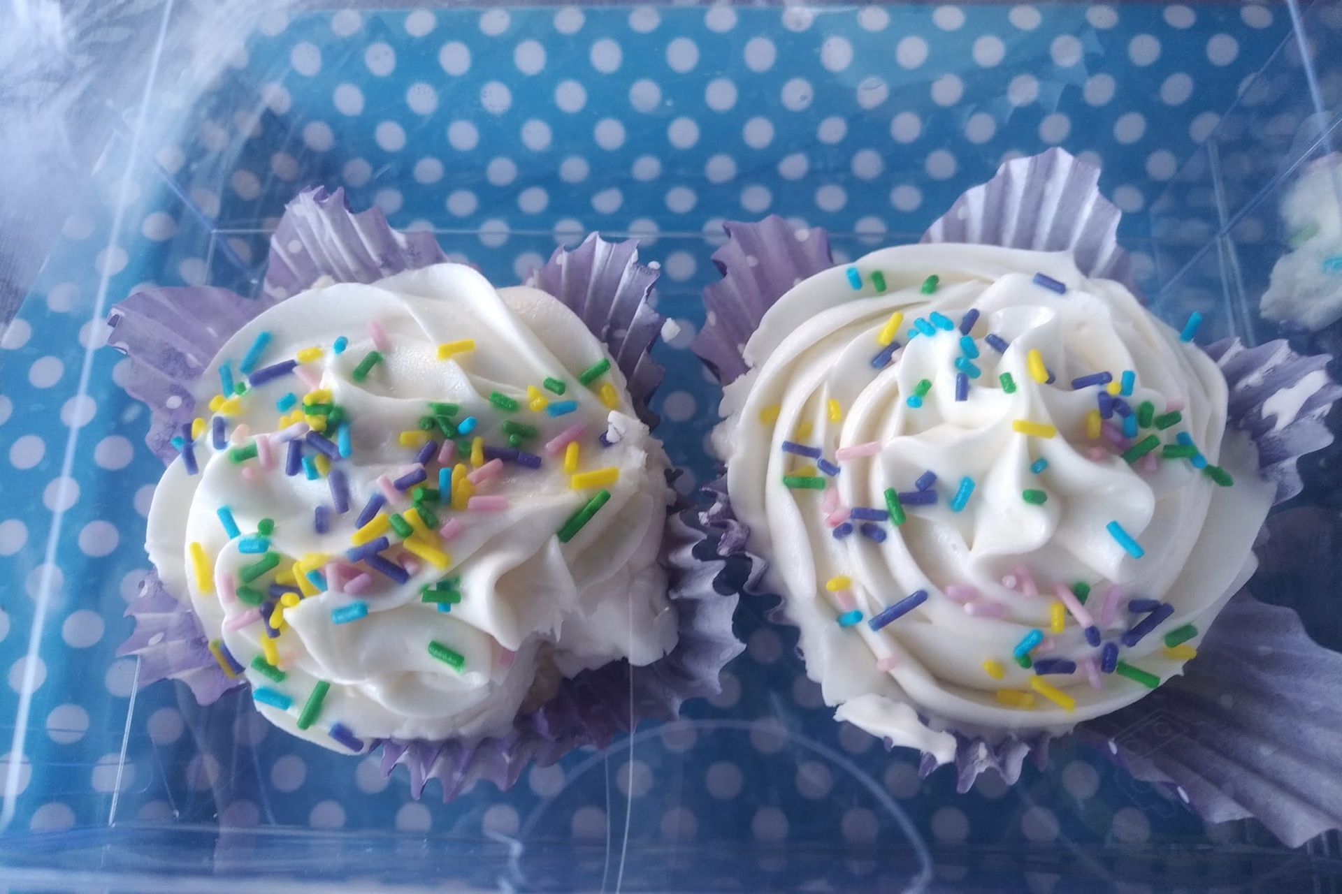 Flesherton Farmers' Market cup cakes