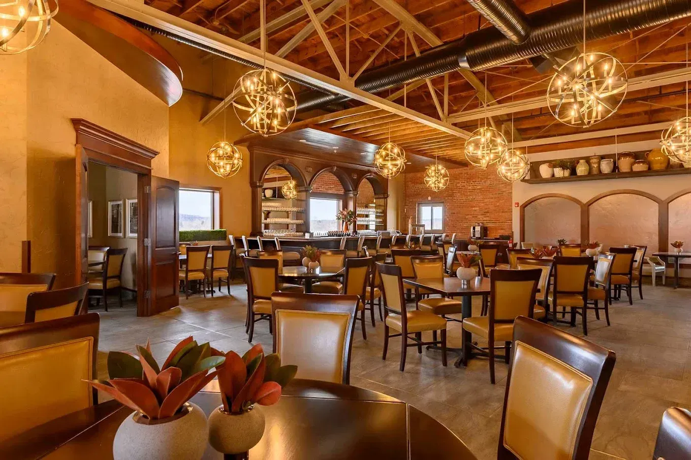 Photo of a large restaurant with plenty of open space