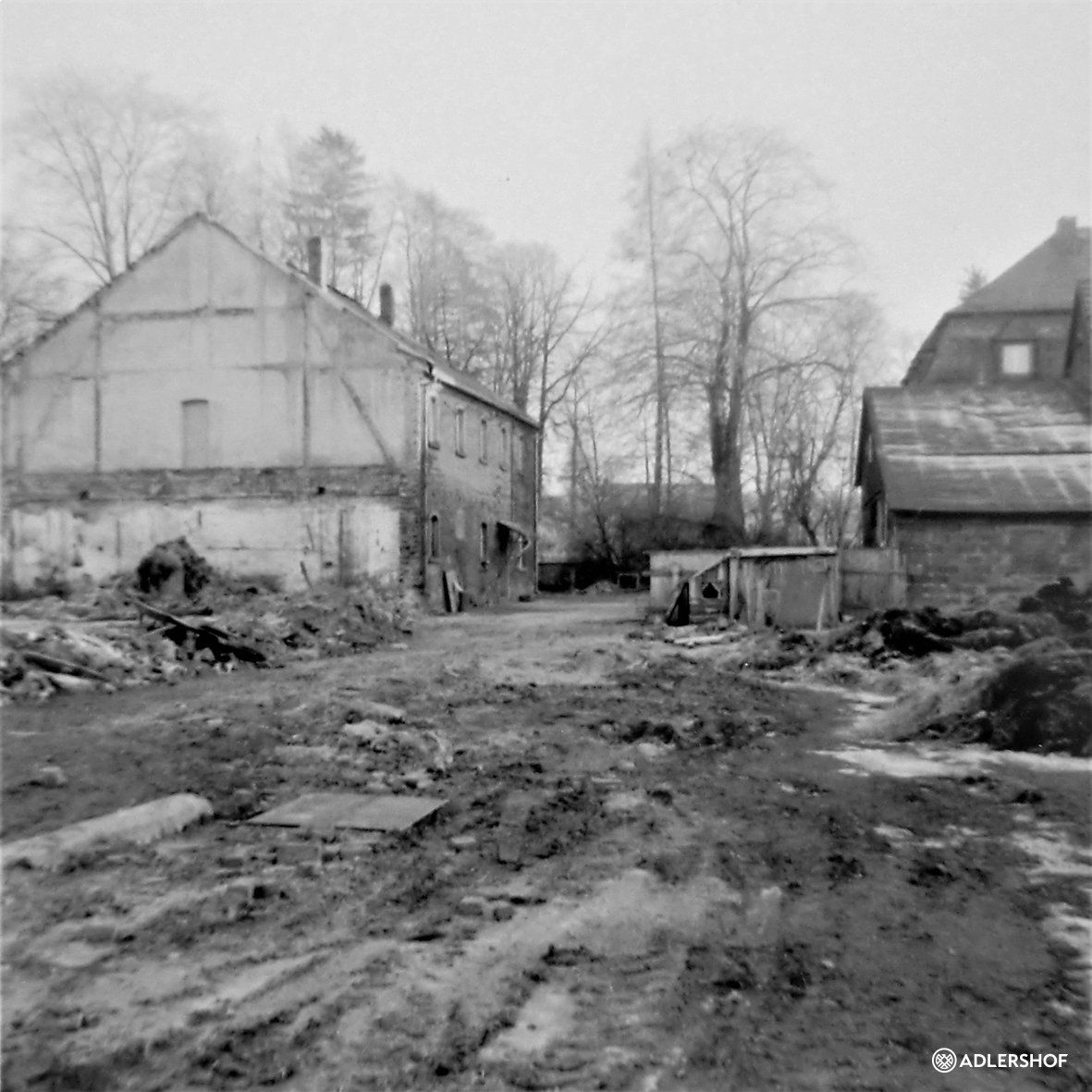 Rittergut Adlershof Umweltzentrum Oberlauterbach Vogtland NUZ - Gutshof nach Abriss Stallungen © Fotostudio Pieschel