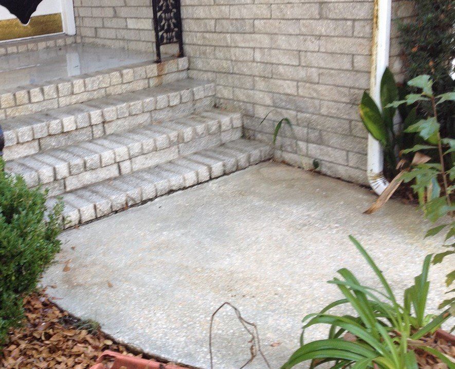 Stewart Pressure Cleaning After pressure washing service of brick steps