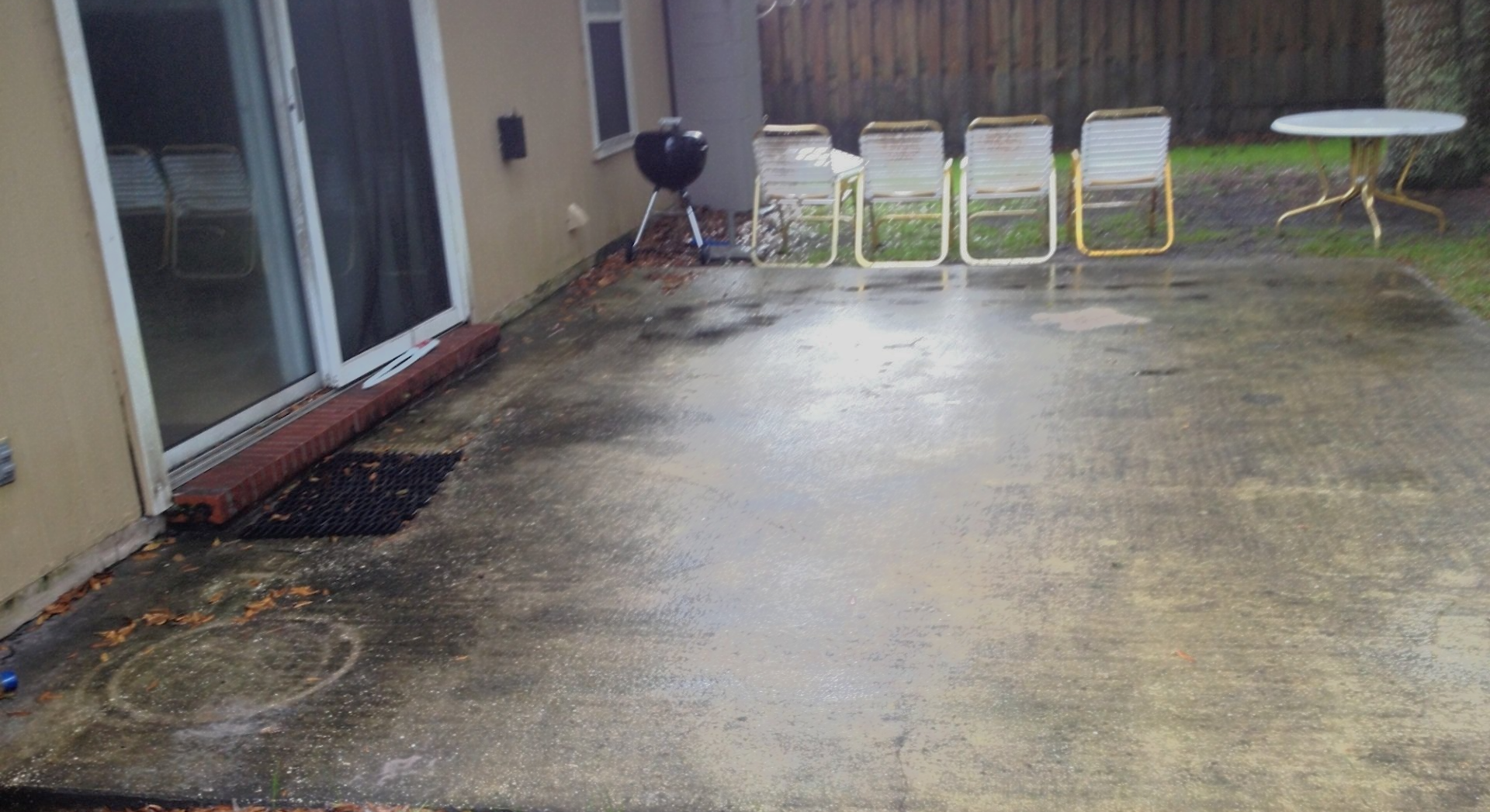 Stewart Pressure Cleaning Before patio cleaning