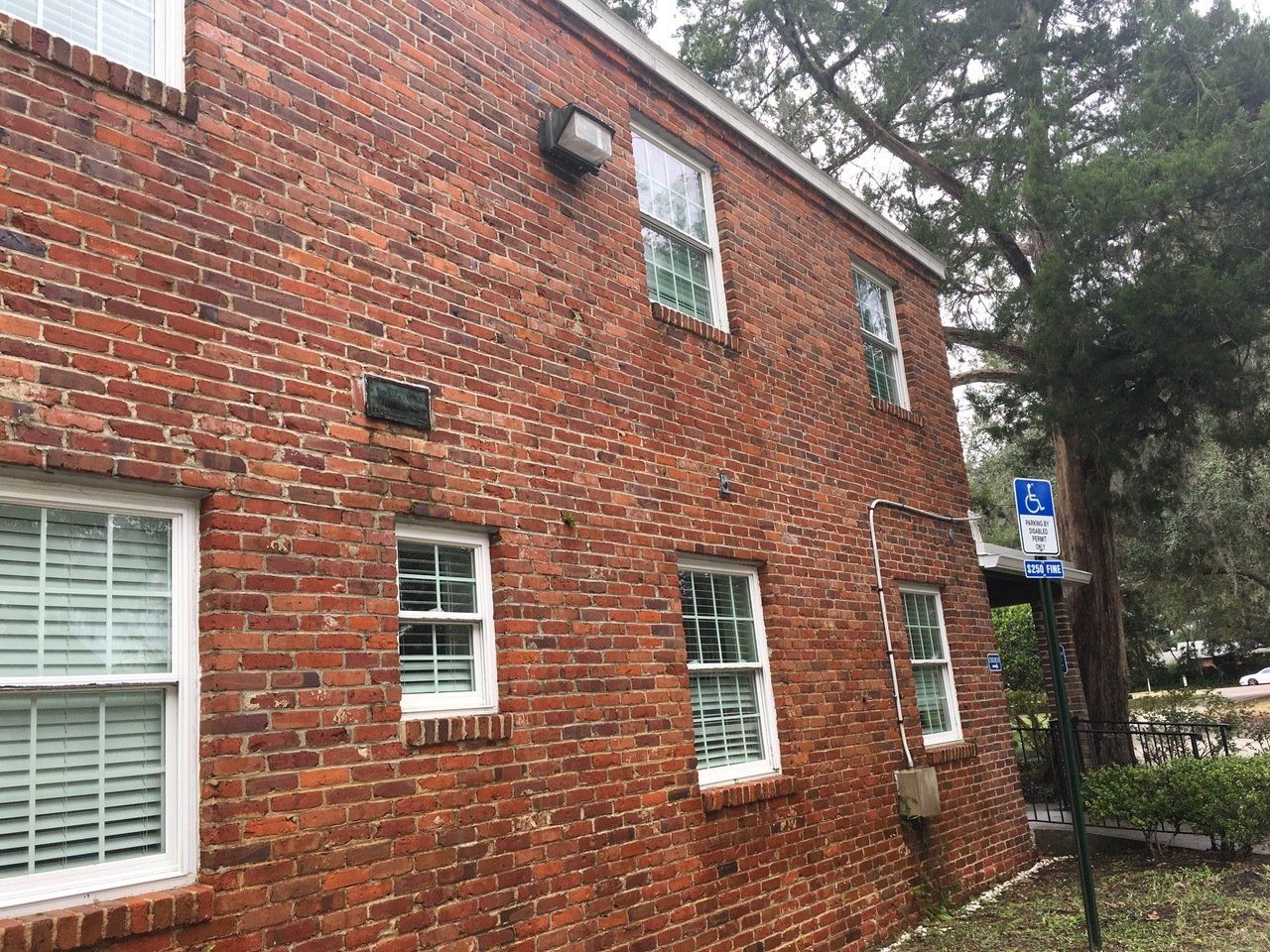 Stewart Pressure Cleaning After pressure washing service of brick wall