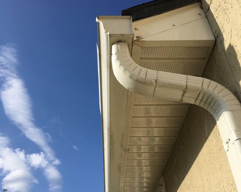 Stewart Pressure Cleaning white gutter service